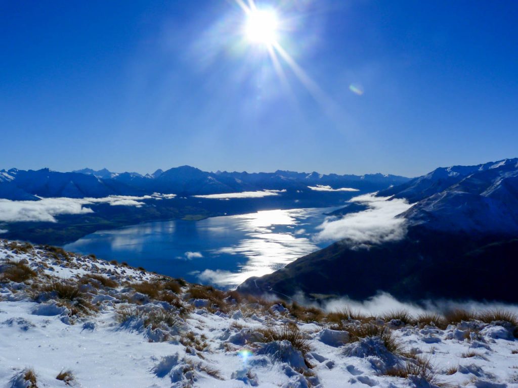 Aussicht auf Lake Wanaka von Isthmus Peak