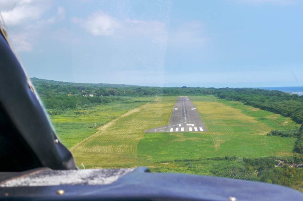 Landeanflug auf die Insel Tanna